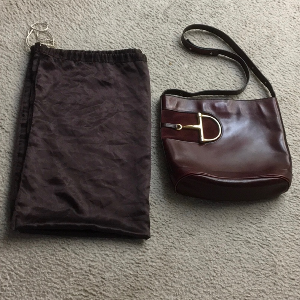RARE VINTAGE-BURGUNDY LEATHER wGOLD STUR-UP EQUESTRIAN BAG